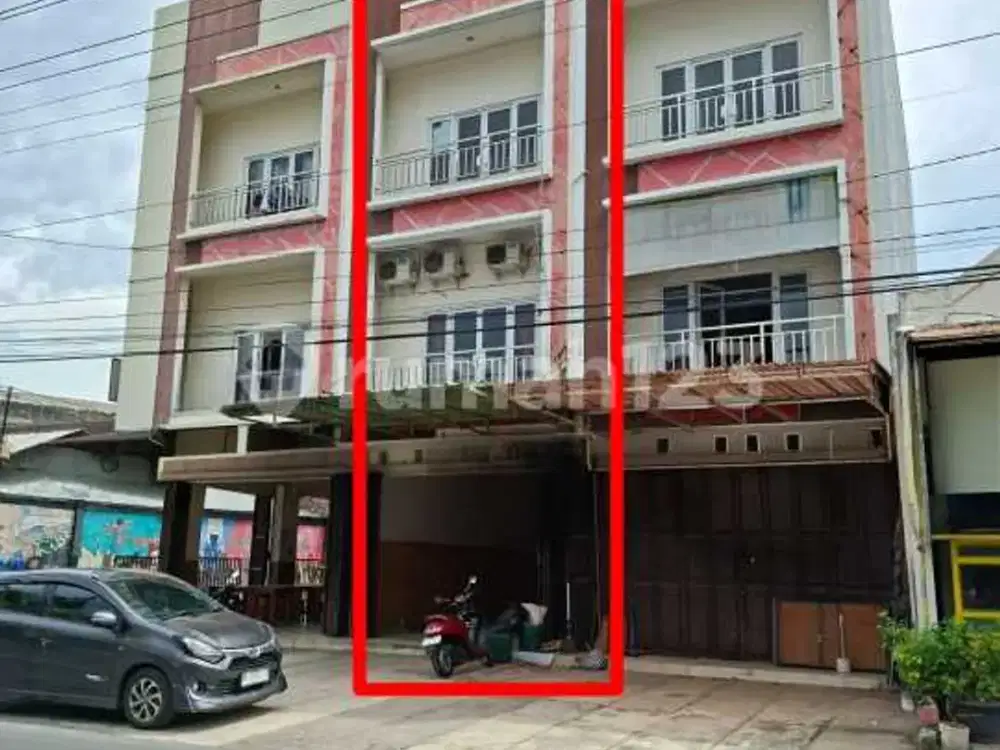 Ruko 3 Lantai Daerah Ramai dan Komersial Mojosongo