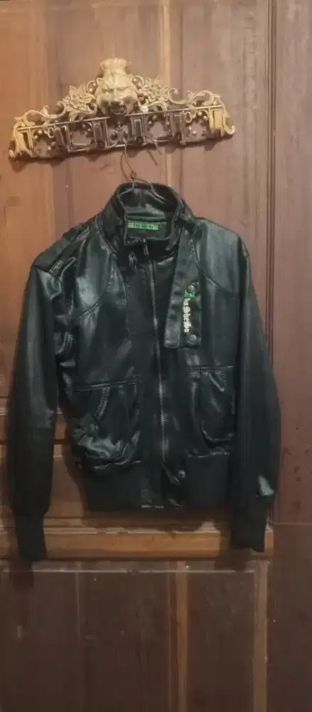 JAKET KULIT Tha She So