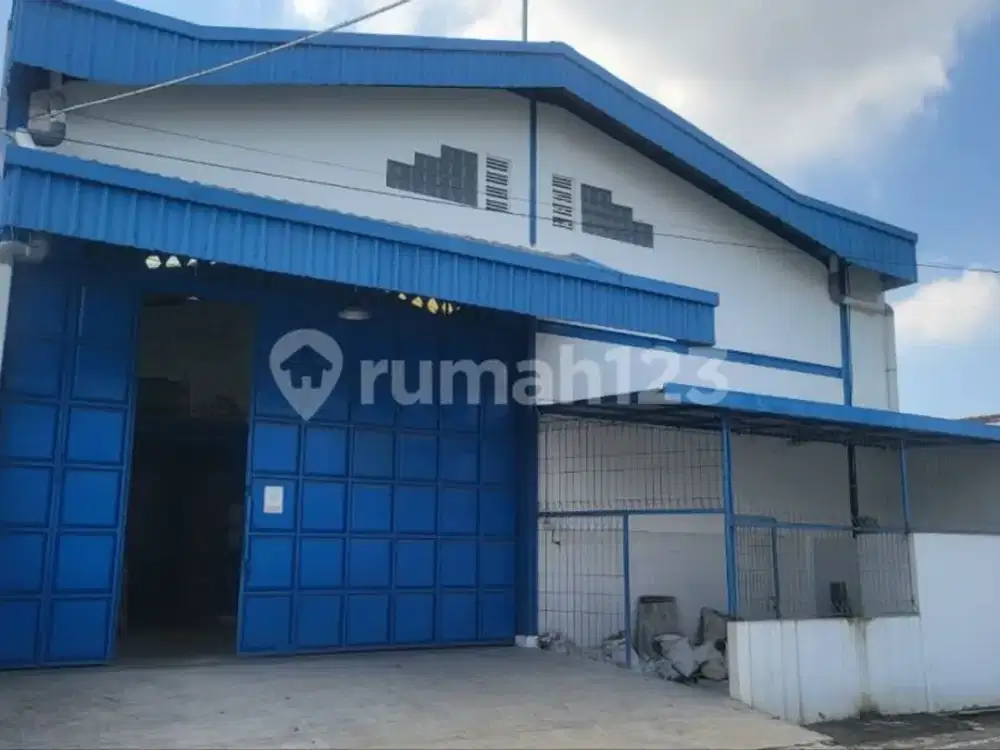 Gudang Bagus Siap Huni Plus Lift Barang Kebakkramat Karanganyar