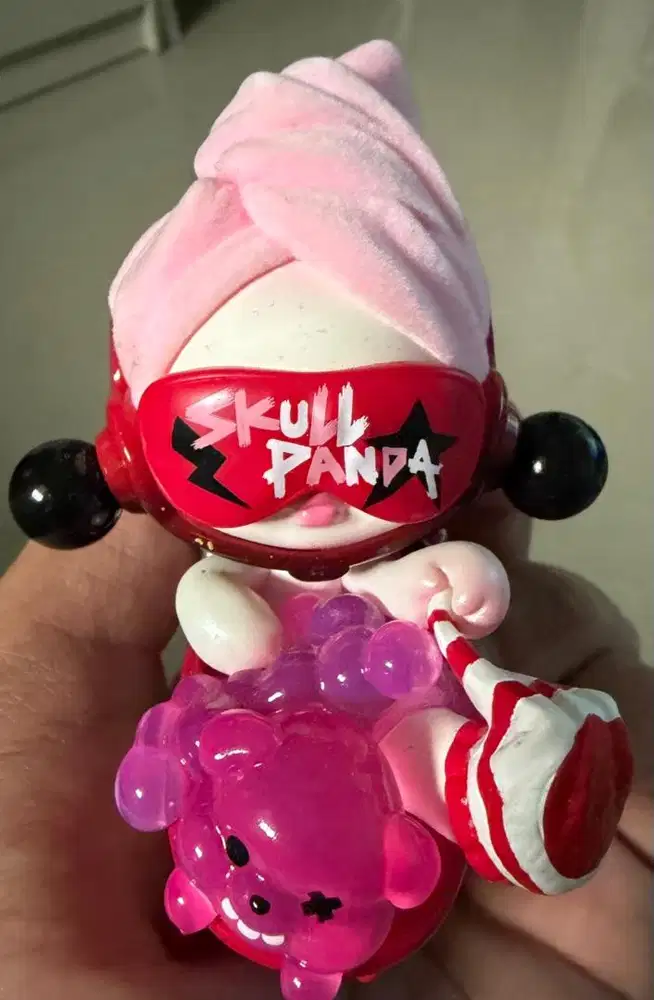 PopMart Skullpanda Selected  Home Alone