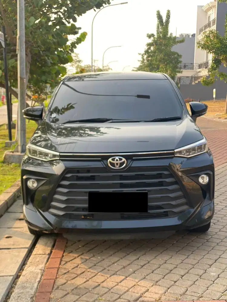 Toyota Avanza 1.5 G LOW KM New Bensin Veloz AT Matic Hitam TSS CVT