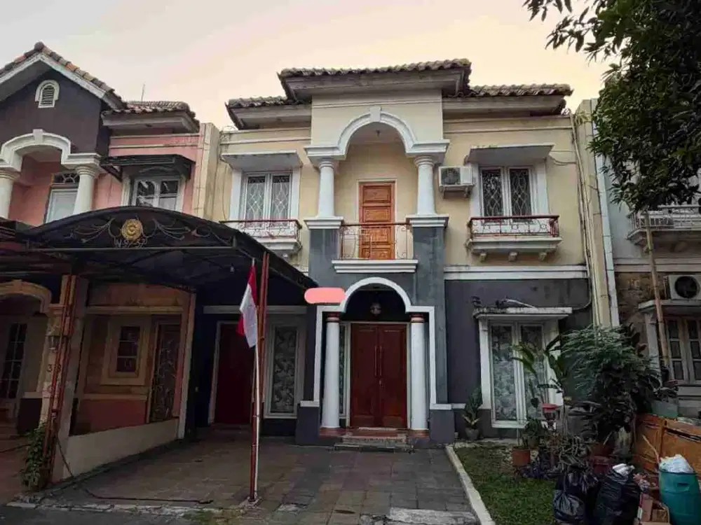 Disewakan Rumah di Raffles Hills Cibubur - semi furnished