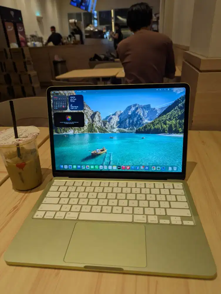 Macbook Neo 8/256gb Fullset Ibox