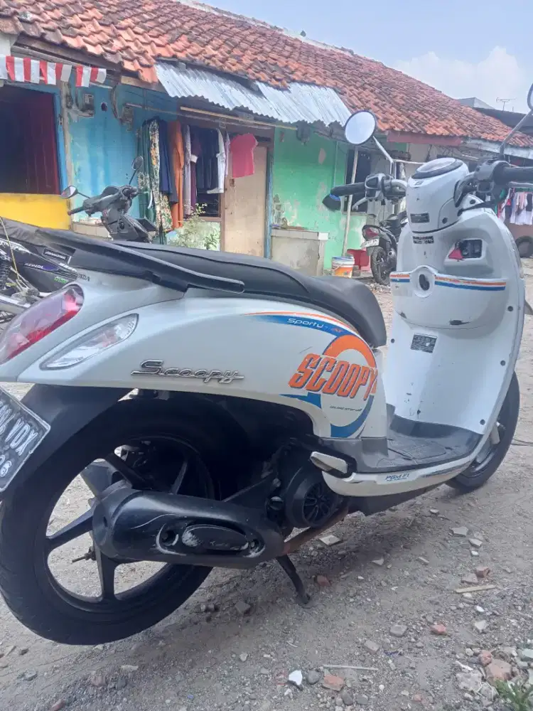 Honda Scoopy fi sporty 2015 esp mulus