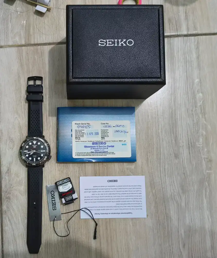 For sale jam tangan Seiko Bottle