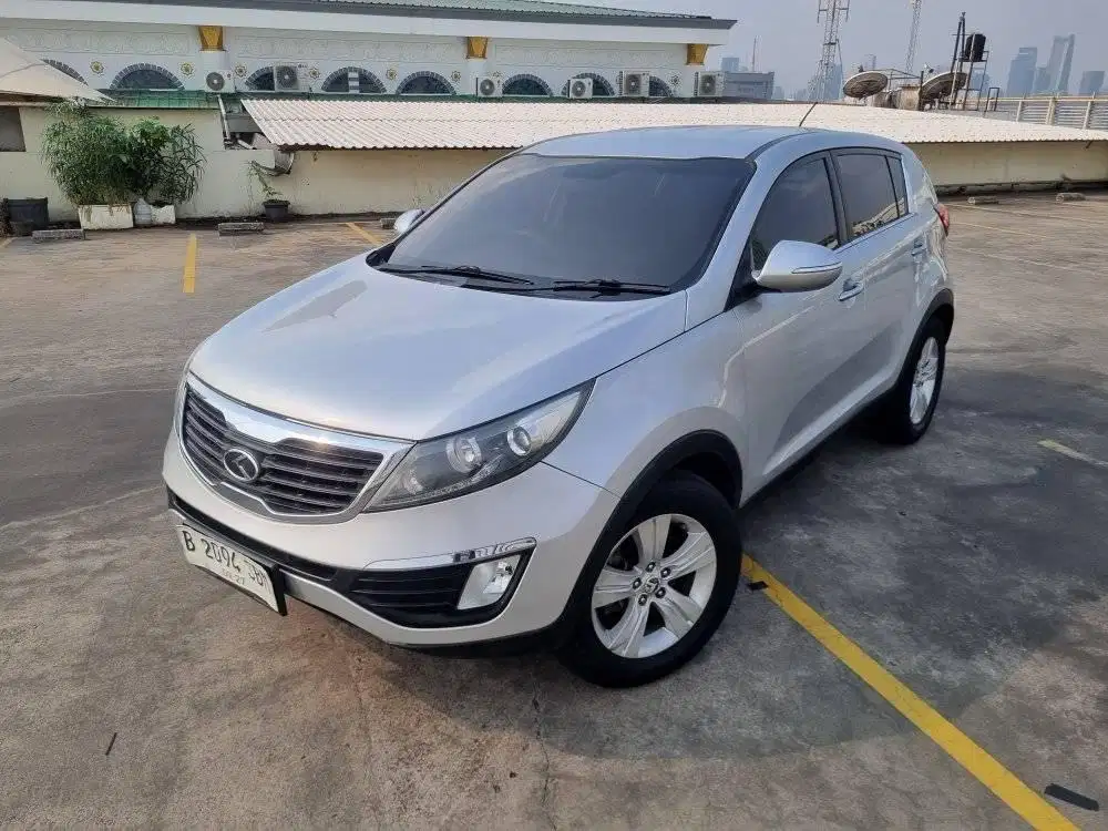 KIA Sportage Type 2.0 SE Matic (terlengkap) th 2012,,keren gan!!