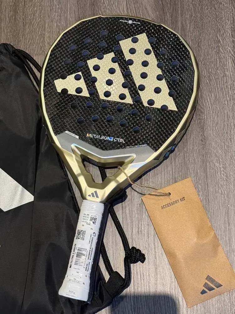 Raket Adidas Metalbone