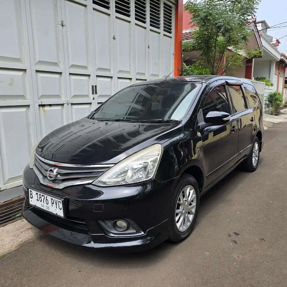 Nissan Grand livina 2015 Bensin