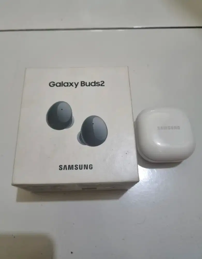 Samsung Buds 2.