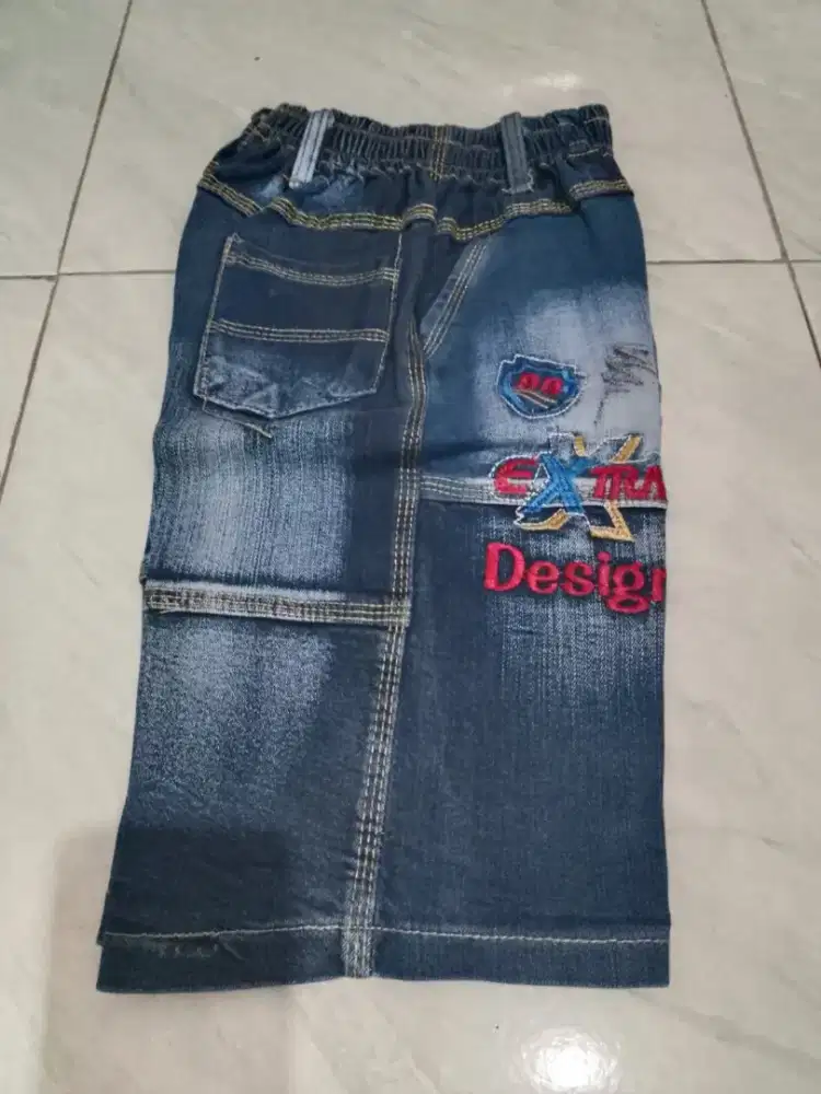 Celana Jeans Anak 3/4 Uk.L utk Usia 4-6 Thn