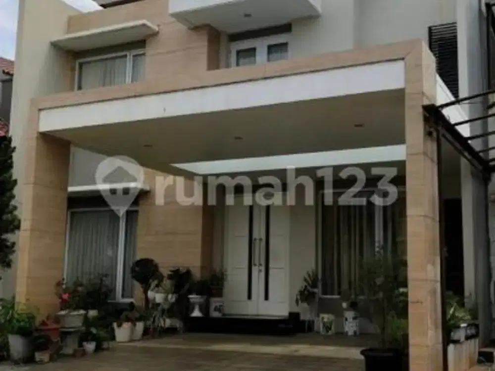 Disewakan Rumah Mewah Minimalis Tropis di Alam Sutra
