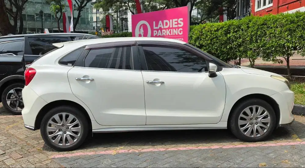 Suzuki Baleno AT 2017 Nik 2018 Putih Matic (Direct Owner)