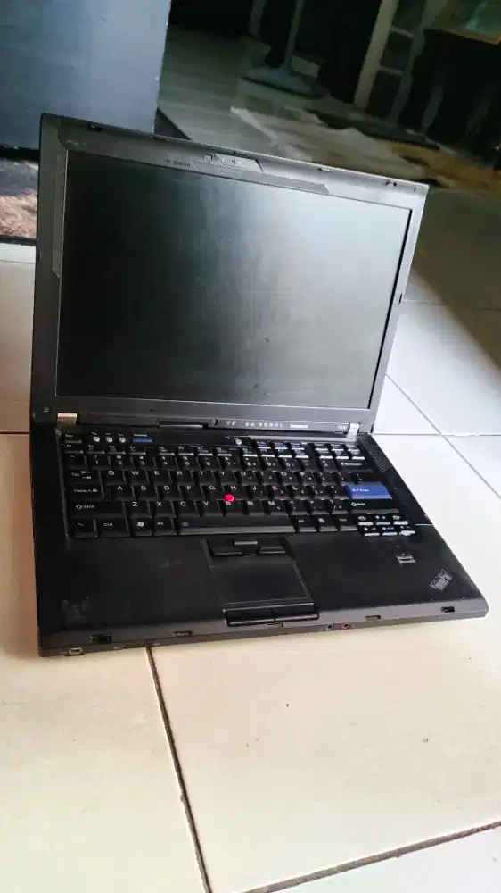 Laptop Lenovo minus