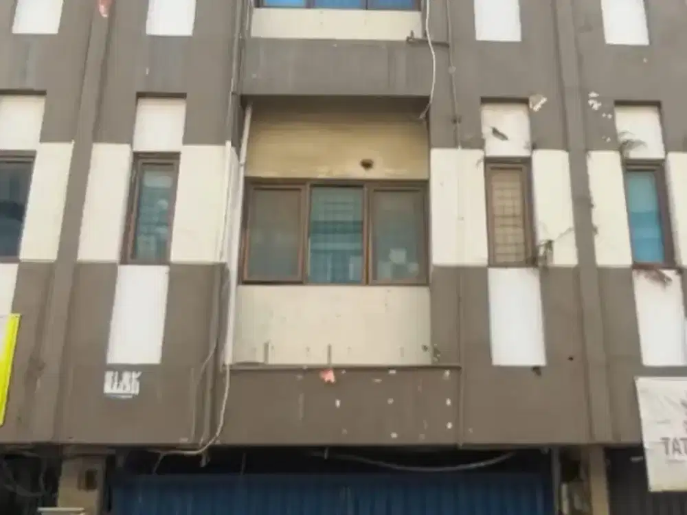 Ruko 4 Lantai di Danau Sunter Selatan Dilengkapi Lift Barang