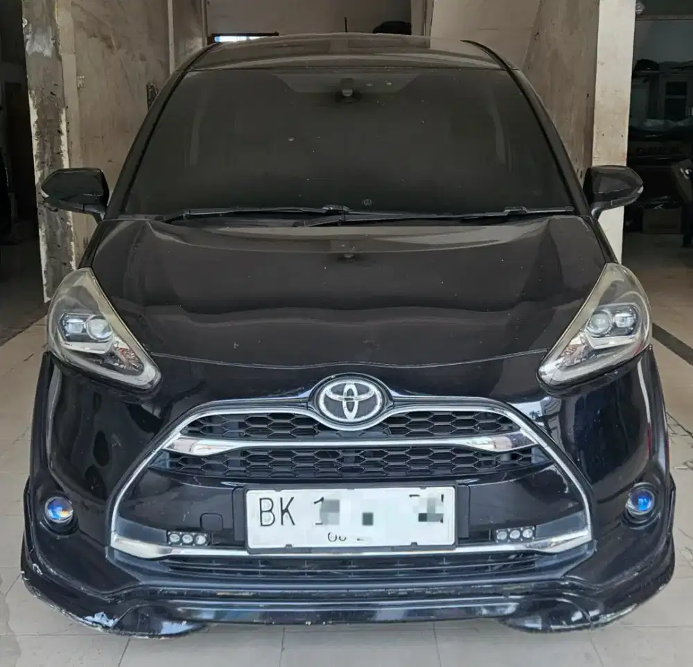 Sienta Q matic 2016 Hitam