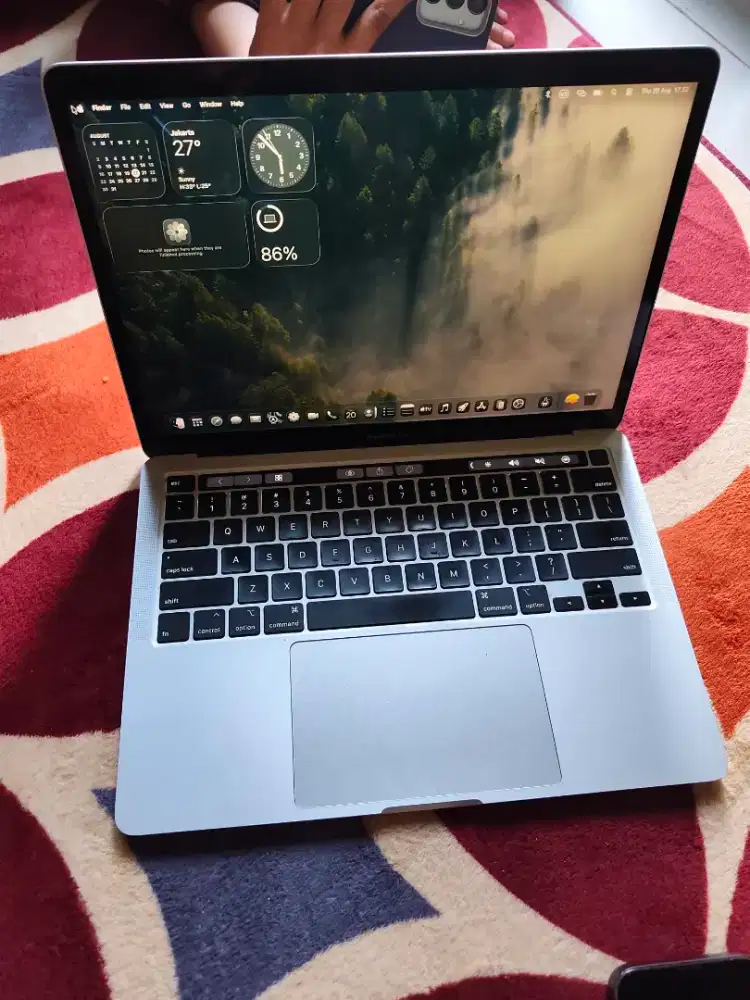Macbook pro 13 2020 16/1tb Touchbar