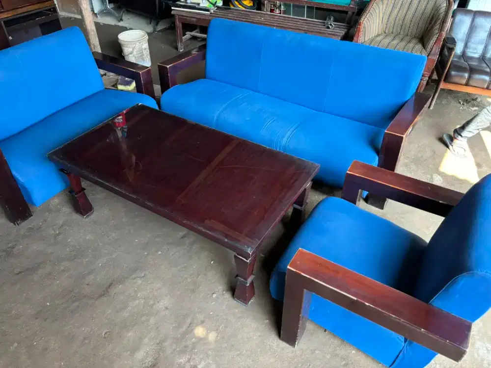 Sofa tunggu minimalis