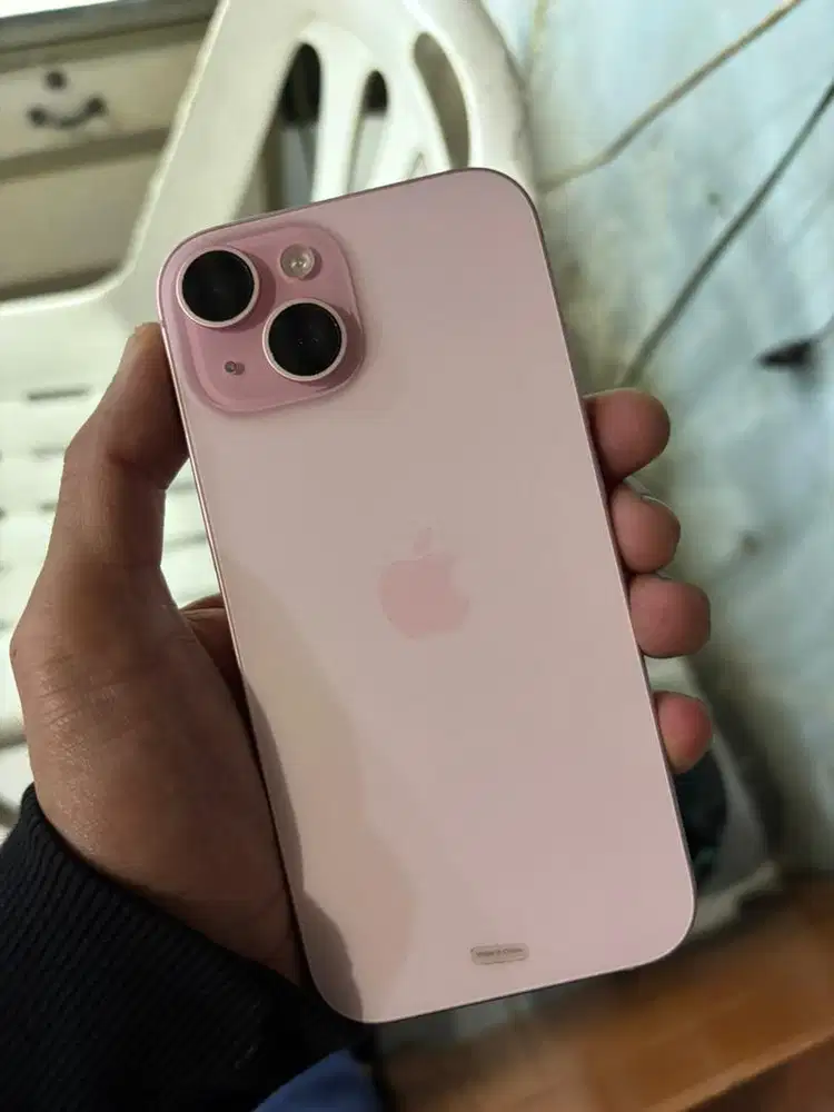 iPhone 15 256 GB IBOX PINK Mulus