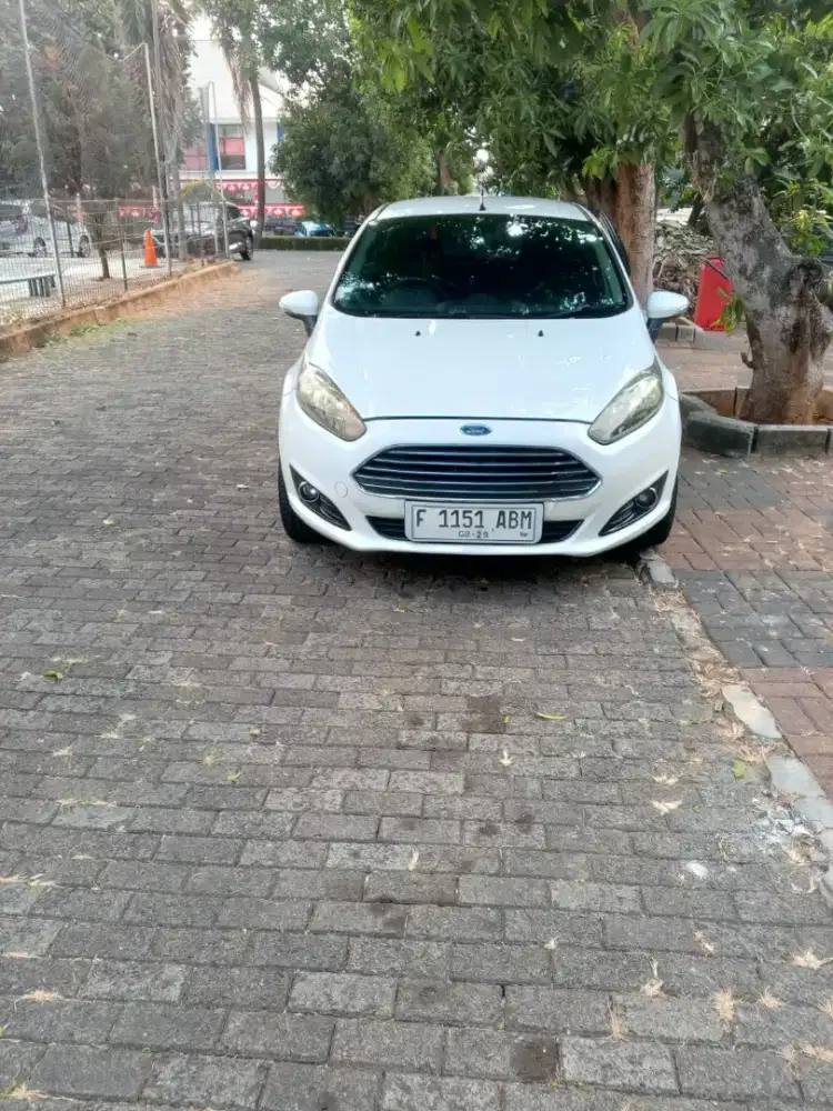 Jual Ford Fiesta 2013 Istimewa