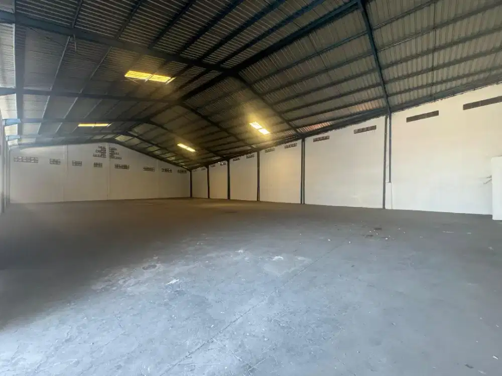 DI SEWAKAN GUDANG DI MRANGGEN - DEMAK