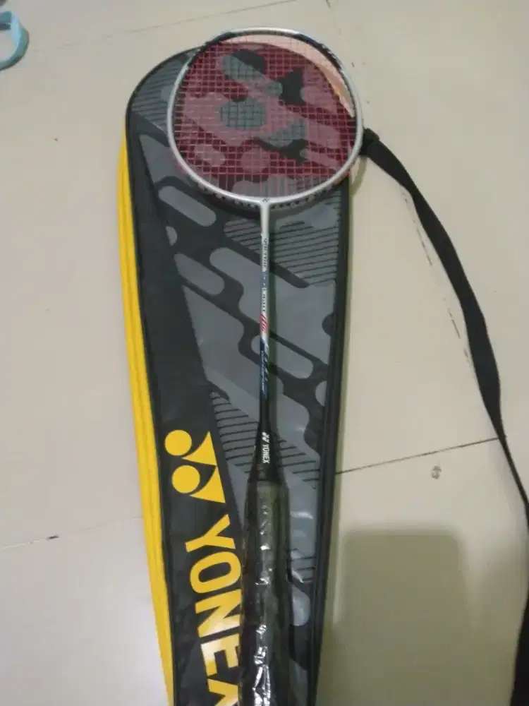 Jual raket baru  YONEX VOLTRIC 100 LIGHT