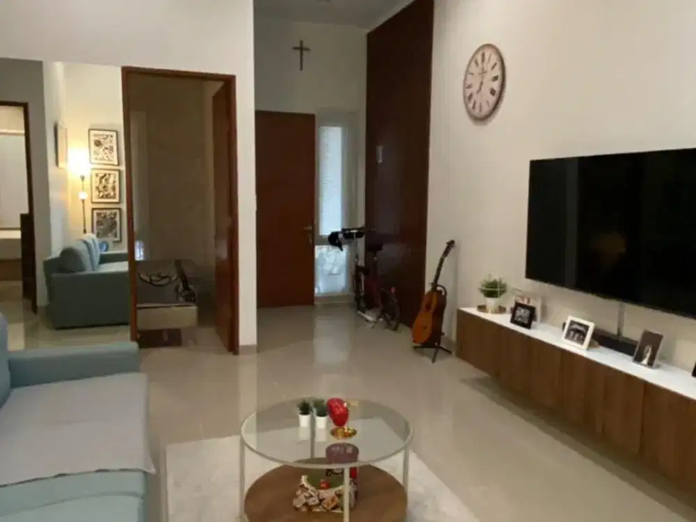 Rumah Luxury Full Furnished di Cherryfield
