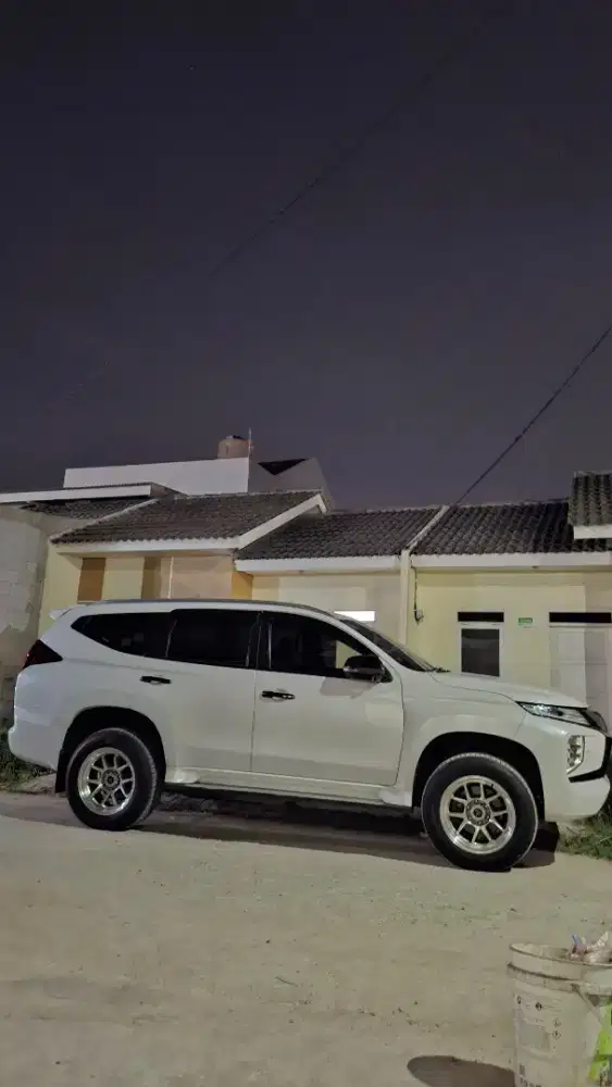 Pajero dakar 4x2 2023