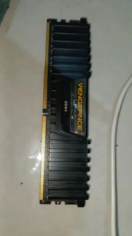 RAM 8GB DDR4 CORSAIR