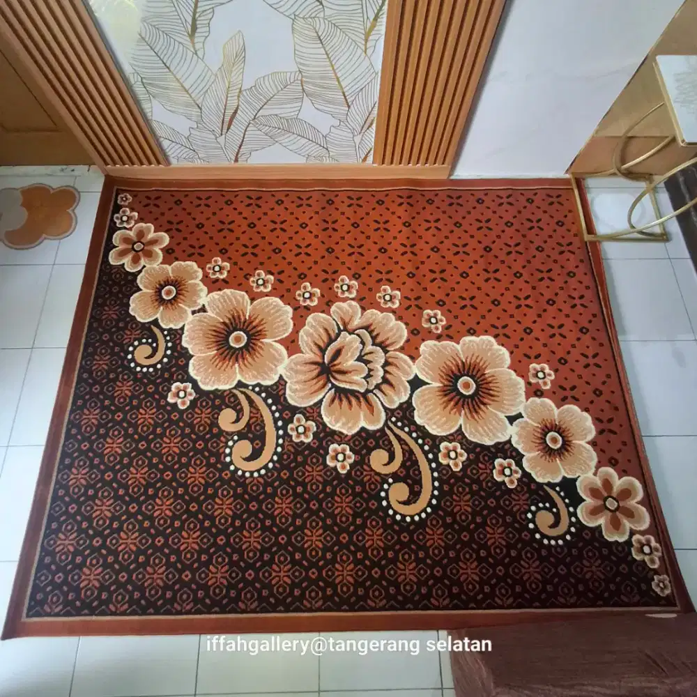 Karpet Besar Like New Hanya Disimpan Bersih Siap Pakai