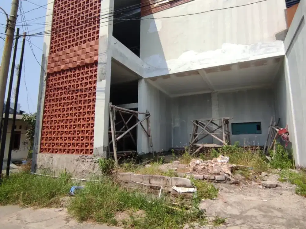 Dijual Luas 140 Meter Rumah 2 Lantai Bangunan Baru