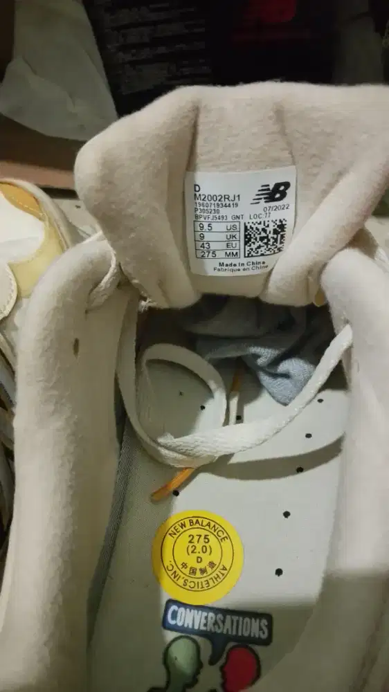 New balance 2002r