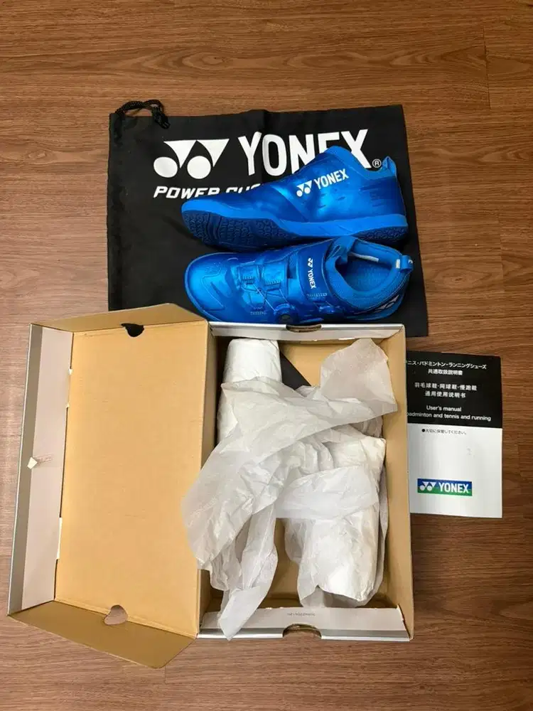 Sepatu yonex original uku 42