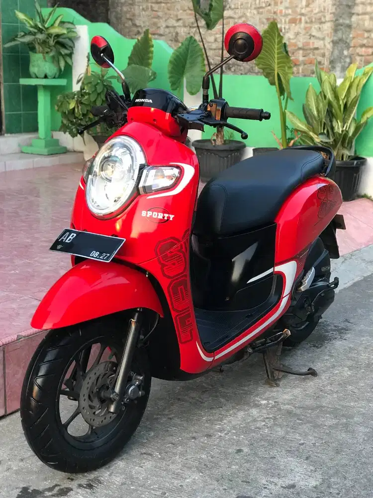 SCOOPY SPORTY ISS TAHUN 2017 AB BANTUL