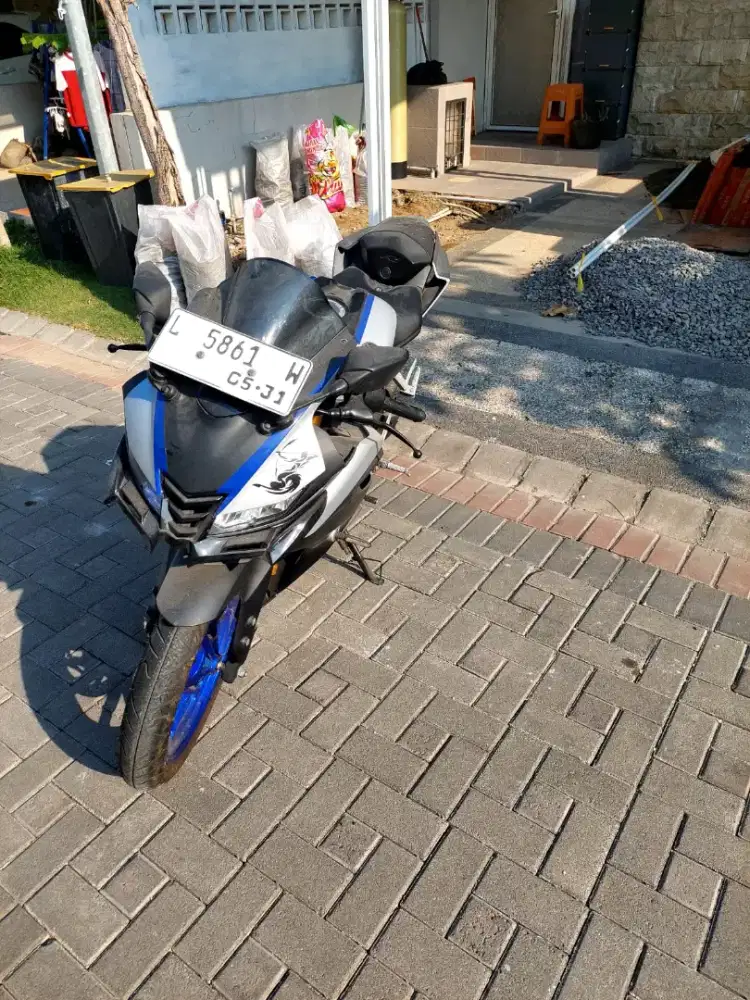 Jual cepat Yamaha R15 kondisi mulus
