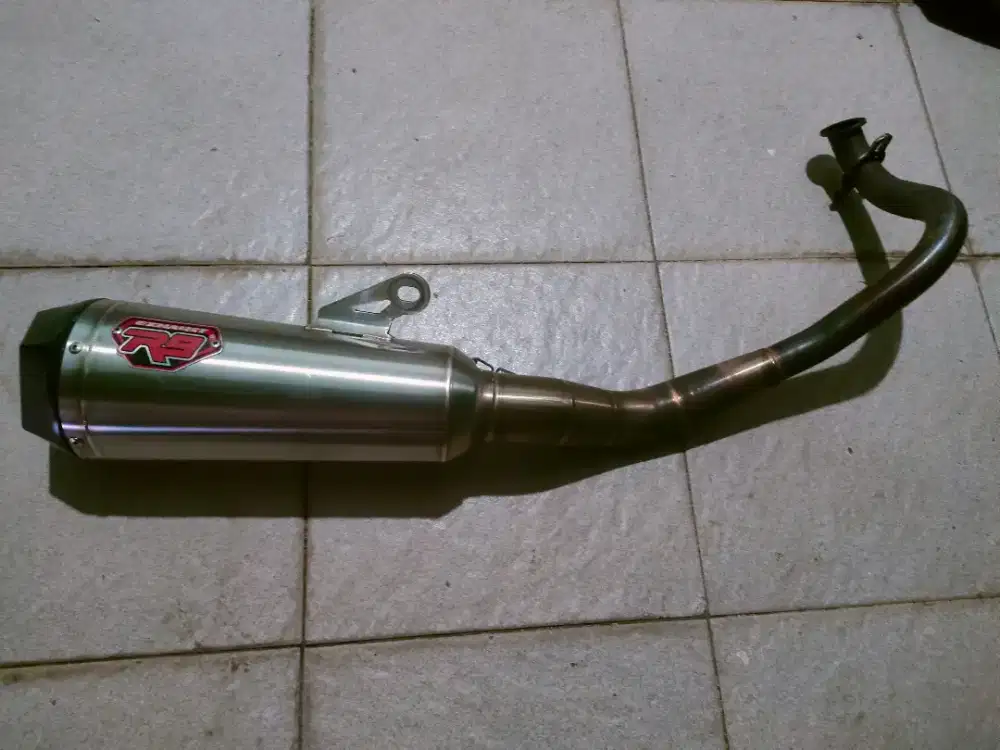 Knalpot R9 Alpha PCX 150