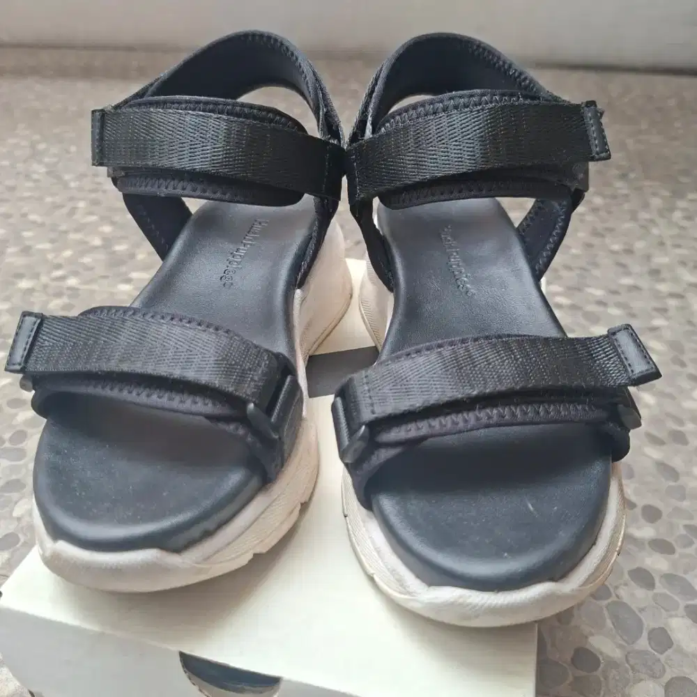 Preloved women comfort sandal
