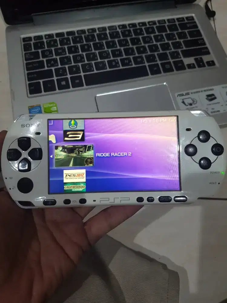 Psp seri 3000 memori 16gb fullgame