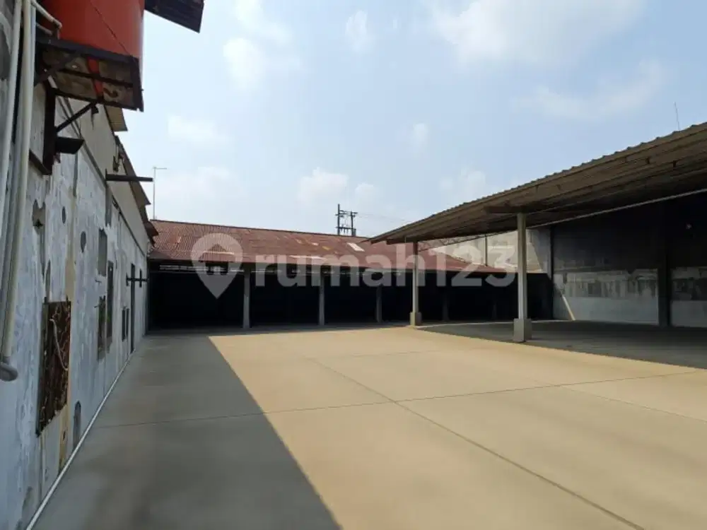 Tanah Sudah Kering dan Urug Akses Kontainer Daerah Jaten Karanganyar