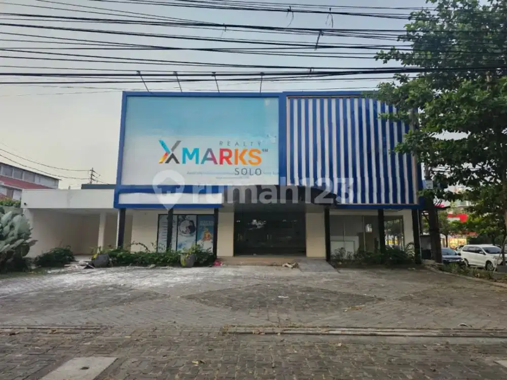 Ruang Usaha Luas Strategis Jajar Solo