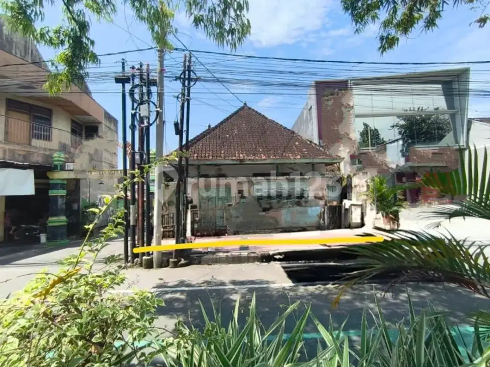 Tanah Bonus Rumah Lama Pinggir Jalan Area Bisnis dan Komersial Klaten