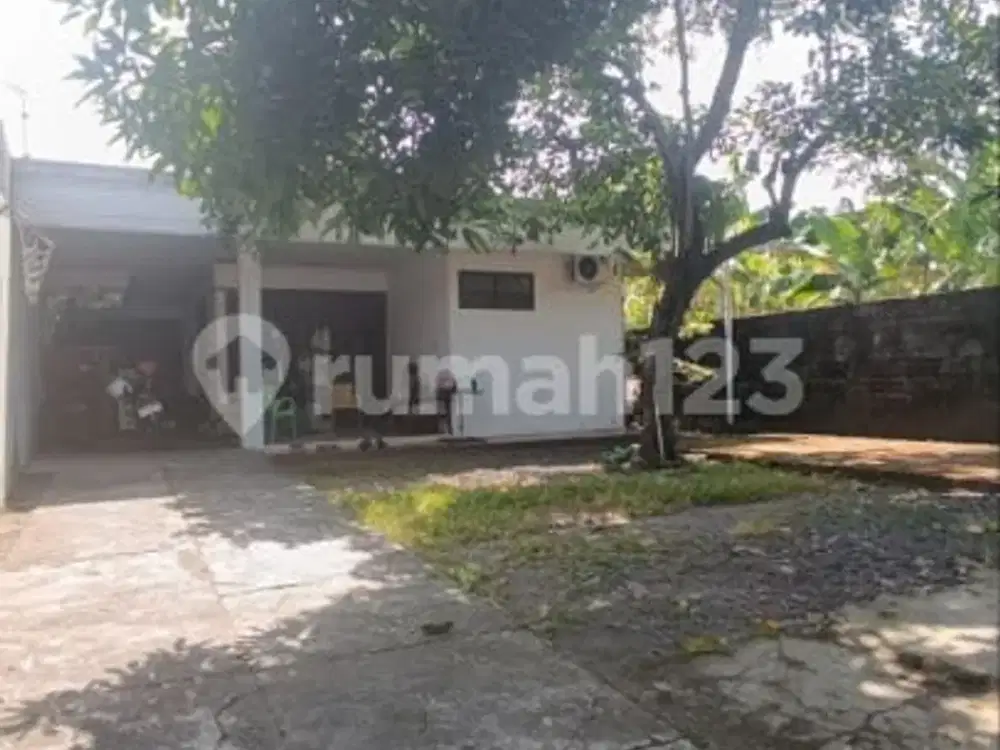 Rumah Hitung Tanah Cocok Untuk Kos Dekat Universitas Daerah Laweyan