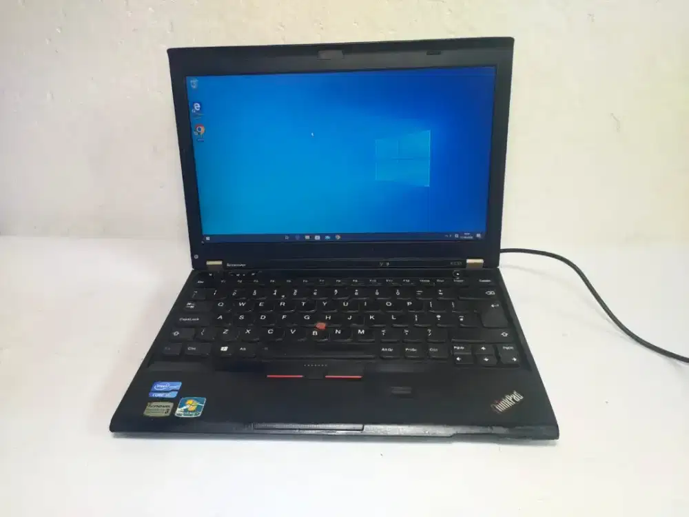 B894 Lenovo thinkpad X230 core i5-3320M Ram 6GB hdd 320GB baterai rsak
