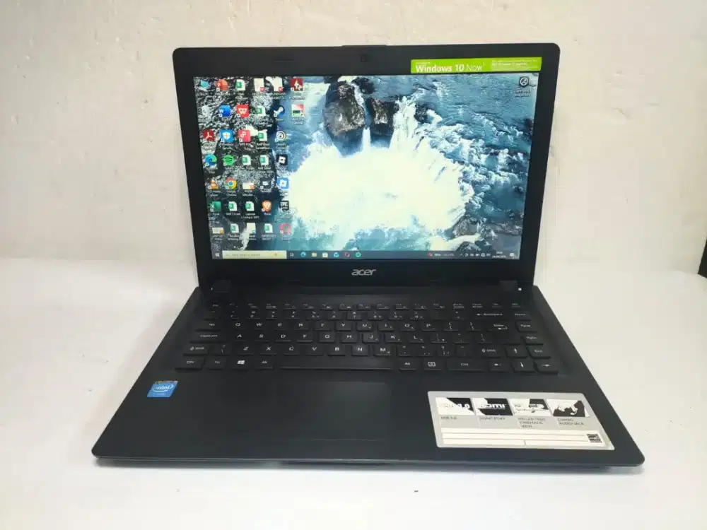 B1296 Acer one 14 Z1401 cpu n2840 Ram 8GB ssd 128GB ws sudut