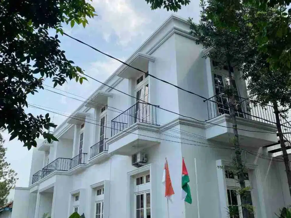 Rumah Mewah 2 Lantai Hook Dalam Cluster Arcamanik