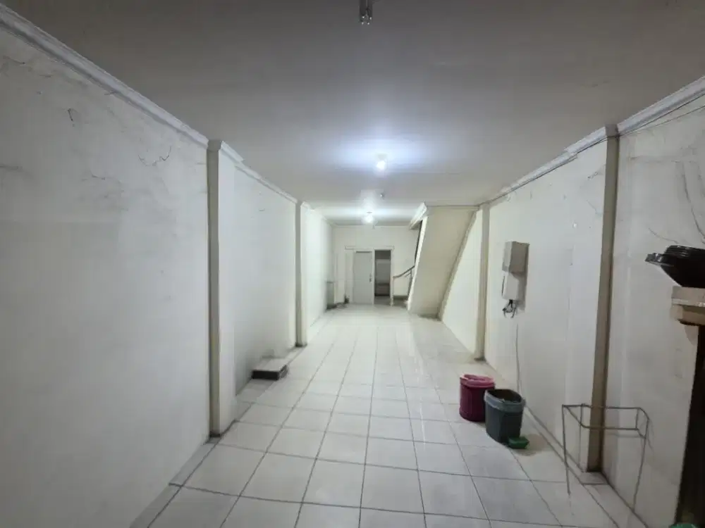 Di jual murah ruko malibu taman palem cengkareng