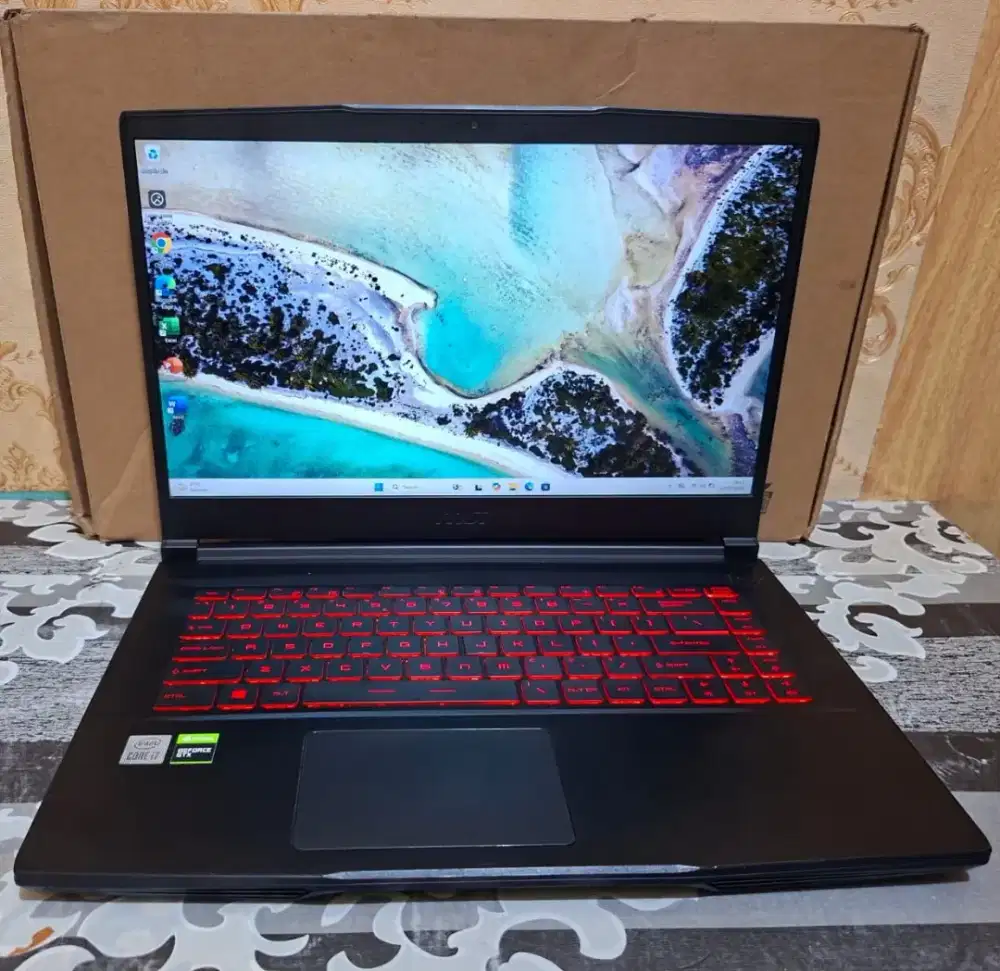 Laptop MSI GF63 THIN 10SC