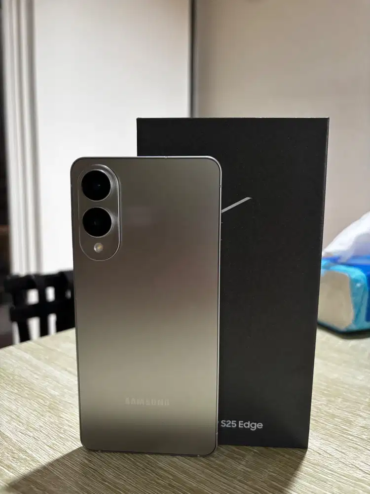 Samsung S25 Edge 12/512 GB