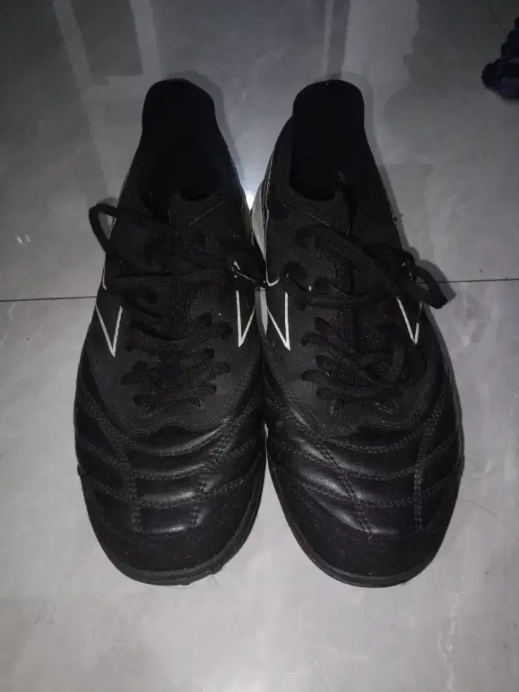 sepatu bola/futsal/mini soccer Mizuno Morelia Neo made in japan