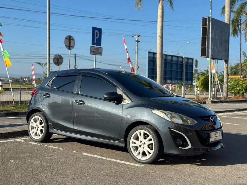 Mazda 2 R 2012 Matik