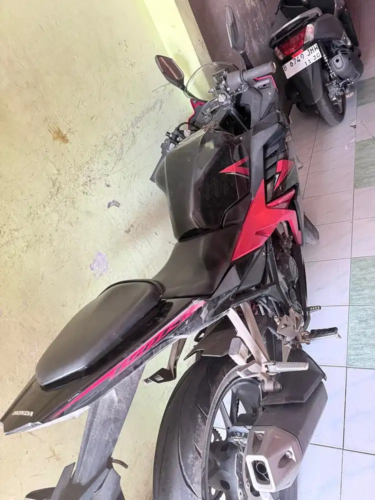 Honda CBR 150 Fulsset